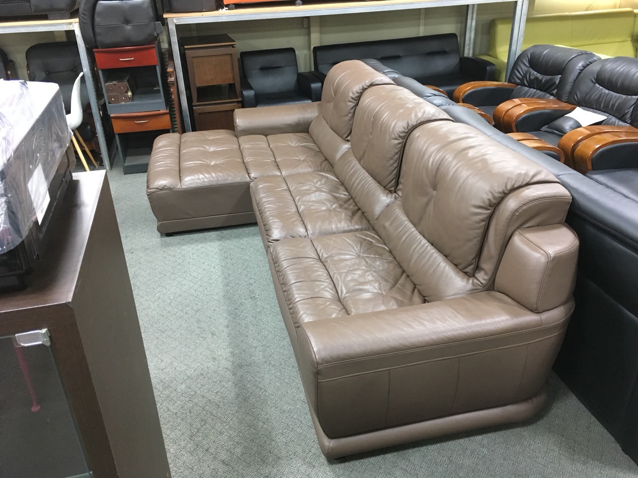 4인용 가죽 쇼파